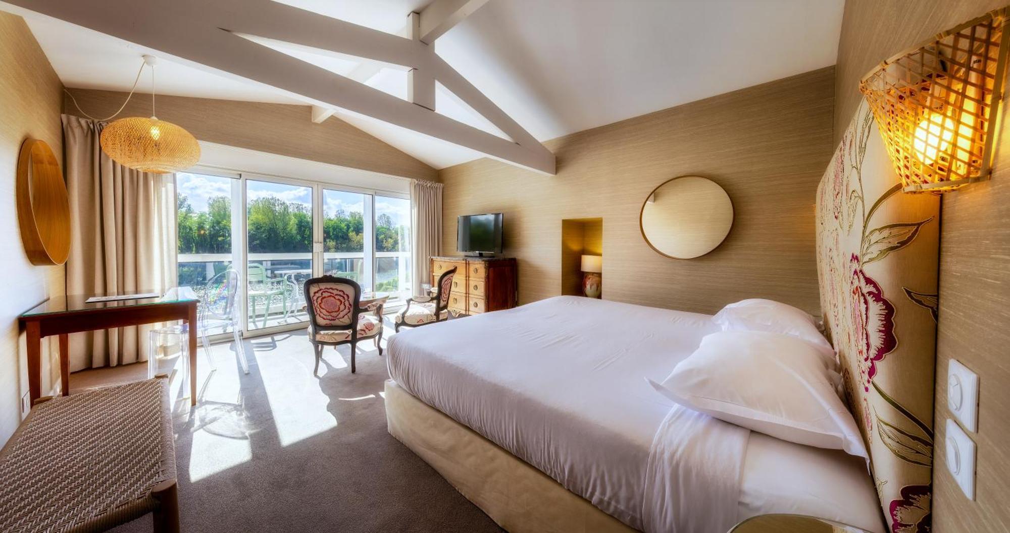 Relais&châteaux La Réserve Hotel 5*
